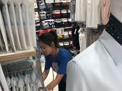 -优衣库(上海金桥国际商业广场店)