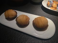 猫山王榴莲酥-蝴蝶里·粤菜·点心(滨江龙湖店)