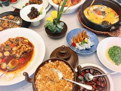 红烧肉香炉饭-九福楼大酒店