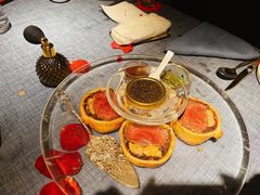 惠灵顿牛排-弦月窗LUNETTE BY AMANDA(复兴路店)