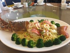 -顺峰渔港中国人的餐厅