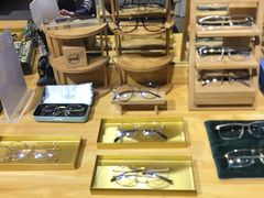 -肆兮眼镜·蔡司·徕卡战略合作店(大坪店)