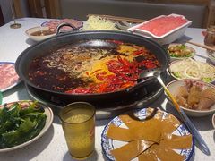 -蛙鱼潭美蛙鱼头火锅(解放碑瑞富广场店)