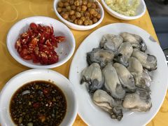 -濠轩阁特色生蚝火锅(水湾路店)