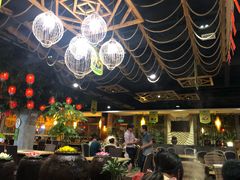 大堂-龙泉人椰子鸡.糟粕醋.海南菜(三亚旗舰店)