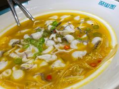 -溪雨观酸菜鱼(莘松路店)