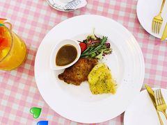 鸡扒拼鱼柳-天空花园餐吧·生日·团建(南山店)