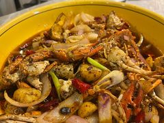 -休记光头香辣蟹干锅店(衣冠庙店)