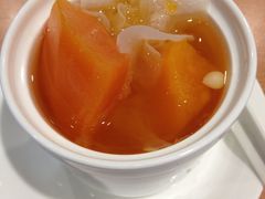 银耳炖木瓜-满记甜品(优客百盛店)