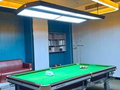 -VV桌球俱乐部(长阳大润发店)