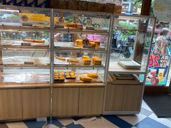 面包甜点陈列柜-85度C(生甜甜圈研究工坊·上海平凉店)