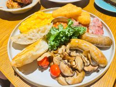 -Two Birds One Stone·一石二鸟(诚品生活店)