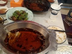 -鑫巴蜀小镇 · 水煮鱼专研店(玉桥店)