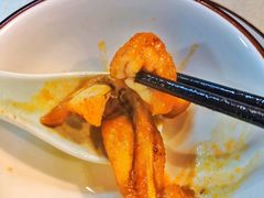 -猪三哥肥肠鸡川菜小炒