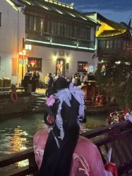-一揽芳华汉服旗袍体验馆(拙政园店)