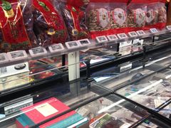 -盒马鲜生(红莲店)