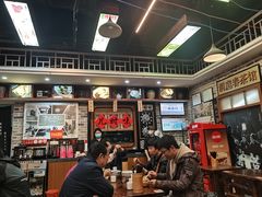 -黑白电视长沙小吃(美林M·LIVE天地东座店)