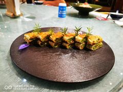 响玲卷-雍沪里·沪湘融合菜( 康桥店)