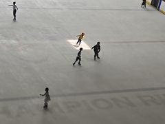 -冠军冰场CHAMPION RINK(凯德广场店)