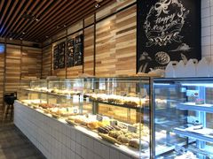 面包甜点陈列柜-野上麦田(中贸广场店)