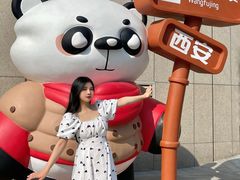 -王府井百货熙地港店