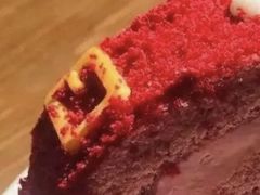 草莓红丝绒瑞士卷-星巴克(温州龙湾万达店)