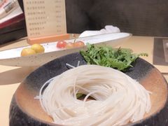 -余欢领鲜火锅(新街口店)