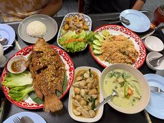 -Kat's Kitchen