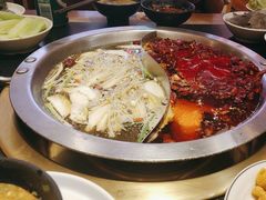 -沸炉重庆老火锅(军事博物馆店)