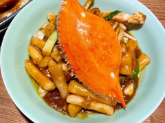 梭子蟹炒年糕-弄堂里·寻味杭州(湖滨银泰in77C区店)