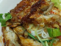 -美奈小馆·越南料理(中航城君尚购物中心店)
