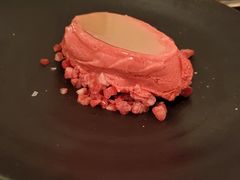 咸味树莓冰激淋配松子油-BOR Eatery(安福路店)