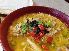 酸汤泡椒浸肥牛-希尔顿酒店-豫园中餐厅