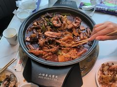 -徐记小怪兽肉蟹煲(中央大街店)