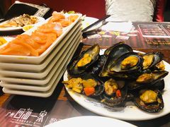 -四海一家自助餐(益田假日广场店)