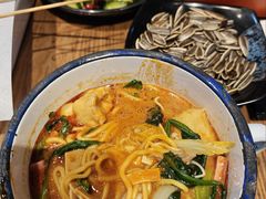 -华府九号海鲜烧烤大排档(龙域店)