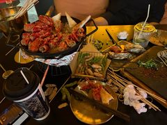 -何师烧烤Pro ·江湖川菜·小龙虾·精酿啤酒(太古里旗舰店)