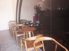 -本来不该有·鲜果咖啡(大梅沙店)