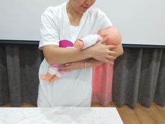 -爱月宝月嫂·育儿嫂(哈尔滨总店)