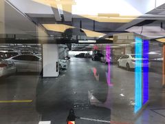 -大宁国际商业广场-地下停车库