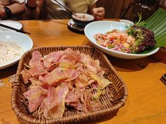 -老滇山寨•云南特色菜•地方菜•民族风情歌舞表演(金碧店)