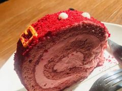 甜蜜草莓瑞士卷-星巴克(张家港购物公园店)