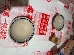 -老表记广西宵夜螺蛳鸭脚煲(东盟店)