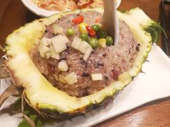 版纳菠萝饭-老滇山寨•云南特色菜•地方菜•民族风情歌舞表演(金碧店)