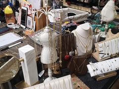 -泰康仰忠精品批发城