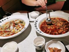 -江渔儿酸菜鱼(奥园广场金发购物中心店)