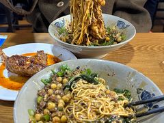-丁丁猫重庆小面(徐州路店)