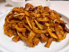 干炒牛河-稻香酒家·34年老字号·港式粤菜(汉街店)