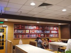 -麦当劳(展览路店)