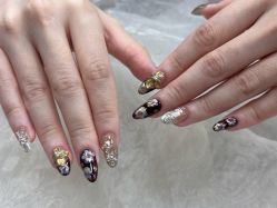 -芊屿芊浔美甲
